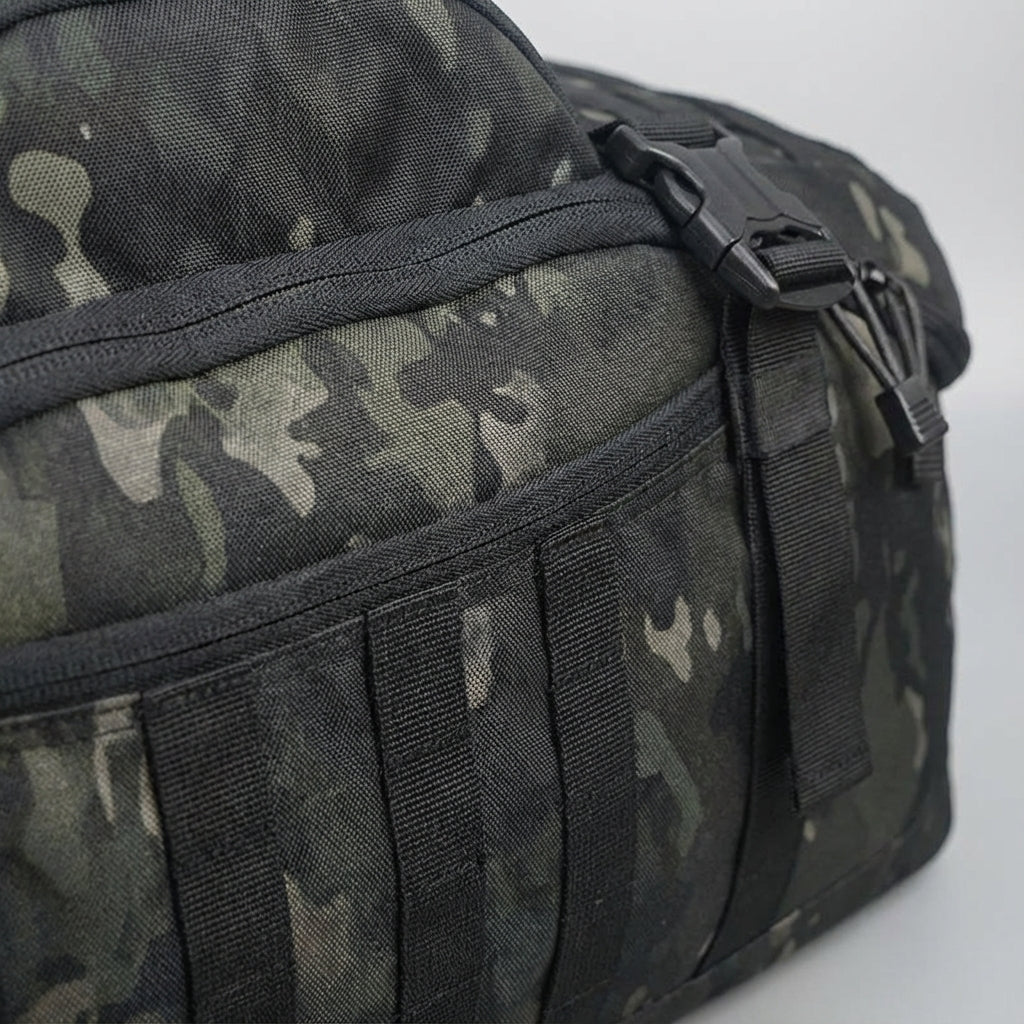 Unisex Travel Bag with MOLLE Attachment – Flexible & Robust