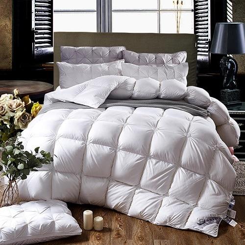 100% Goose Down Piped Duvet