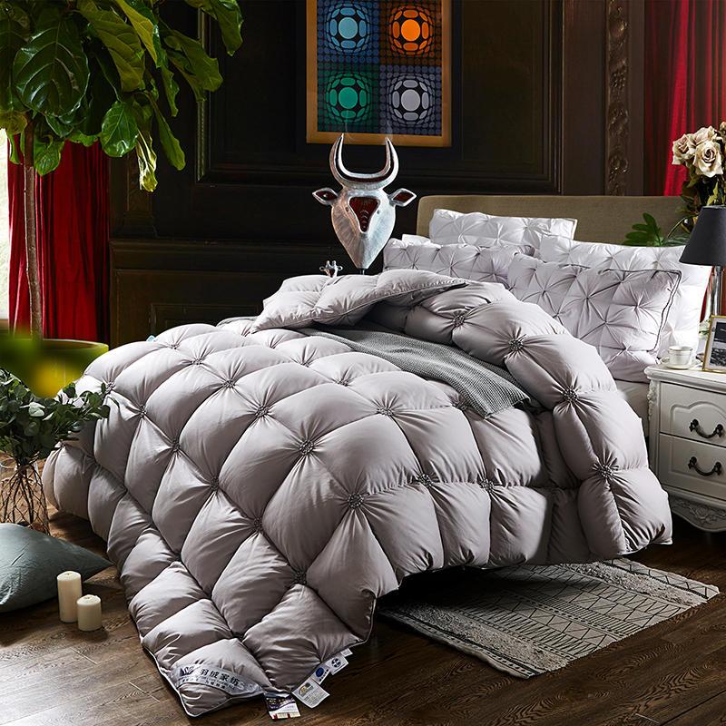 100% Goose Down Piped Duvet
