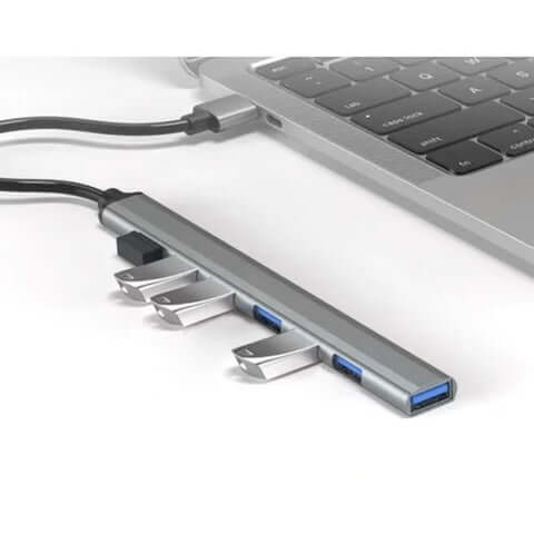 7-Port Aluminum USB Hub – USB 3.2 Fast Charging & Plug-and-Play