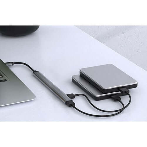 7-Port Aluminum USB Hub – USB 3.2 Fast Charging & Plug-and-Play