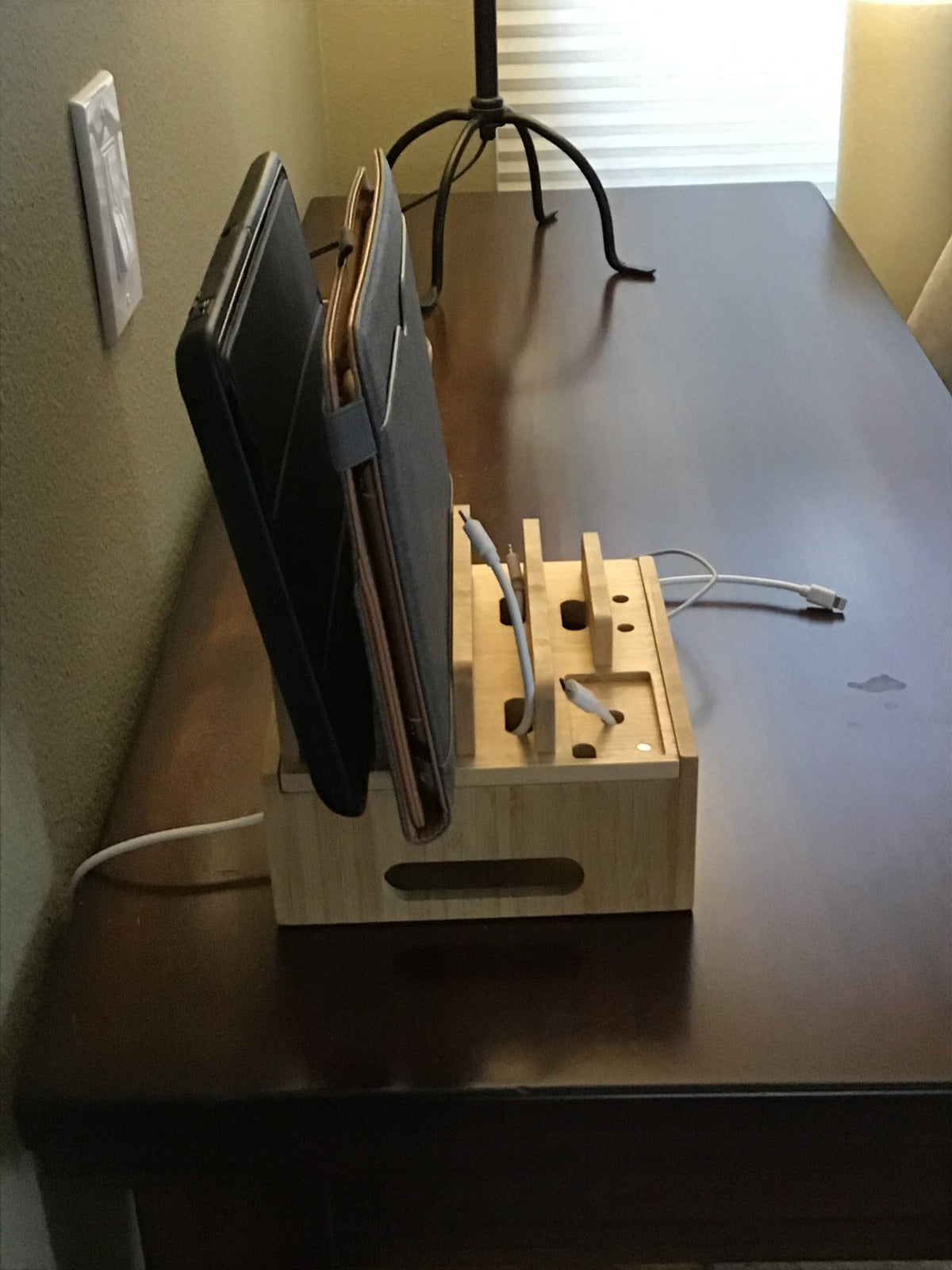 Bamboo 5-Port USB Charging Station and Organizer for Smartphones, Tablets, and Smartwatches with Cable Set