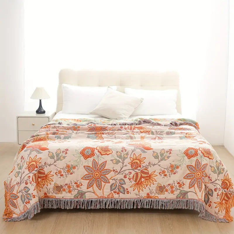 Comfortable and Stylish Picnic Blanket