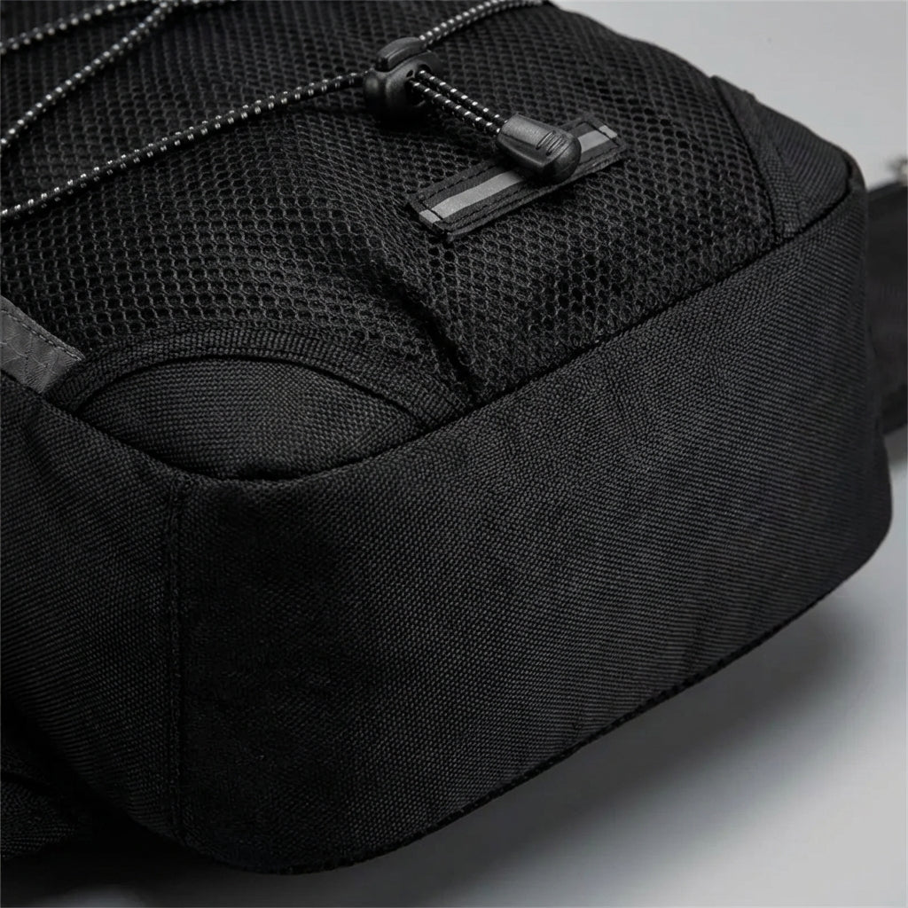 Comfortable Ergonomic Outdoor Daypack for Day Hikes