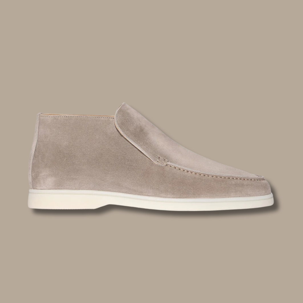 Comfortable Men's Slip-On Shoes - Elegant & Versatile