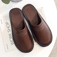 Comfortable Men's Slippers – Elegance & Relaxation