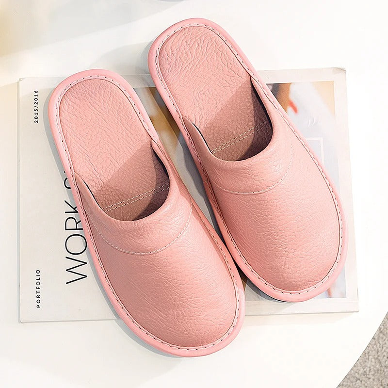 Comfortable Men's Slippers – Elegance & Relaxation