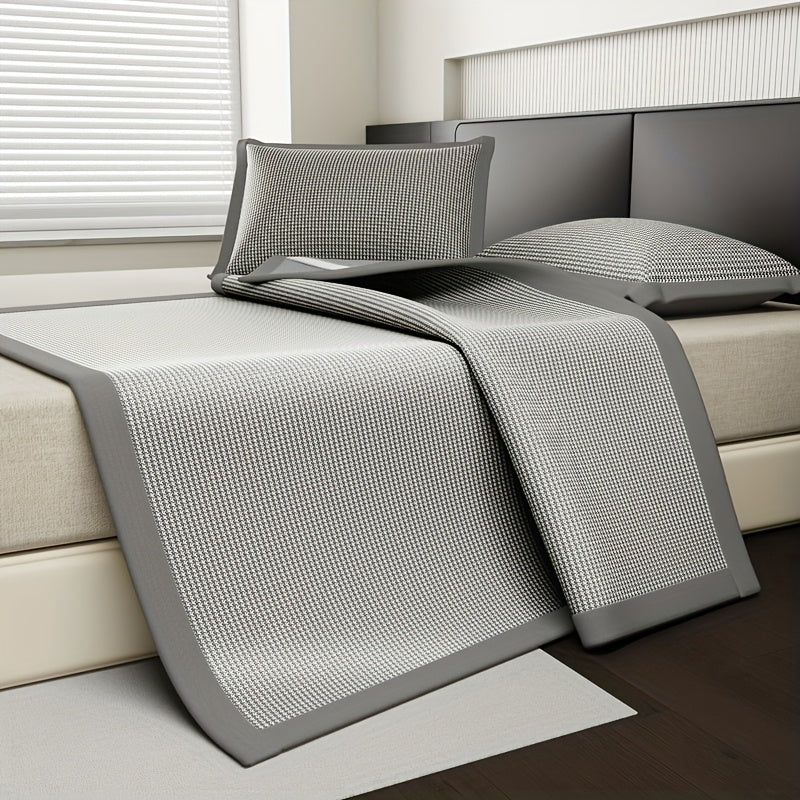 Cooling Mattress Protector – Breathable Ice Silk Bed Cover for Hot Sleepers