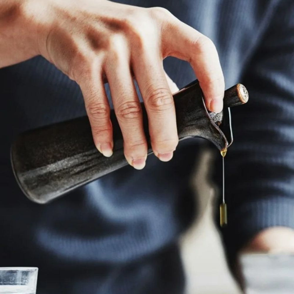 Drip-Free Glass Oil Dispenser