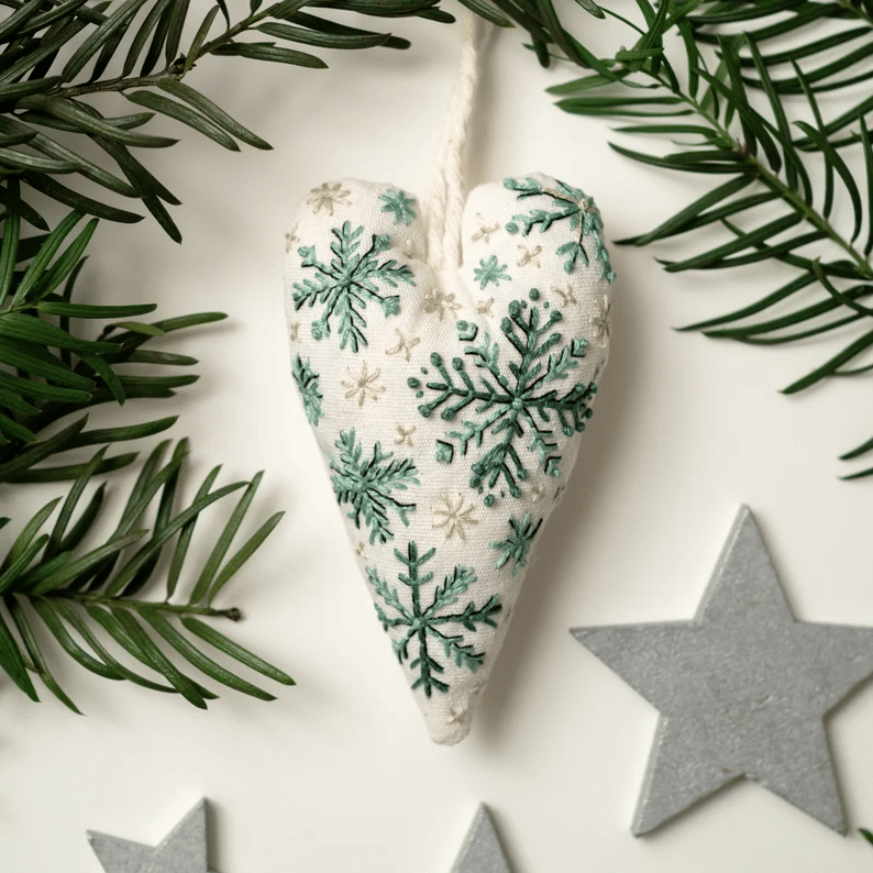 Heart Embroidery Set for Cosy Christmas Magic at Home
