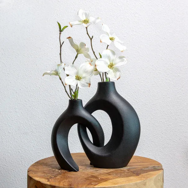 Intertwined Flower Vase