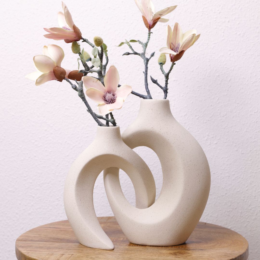 Intertwined Flower Vase
