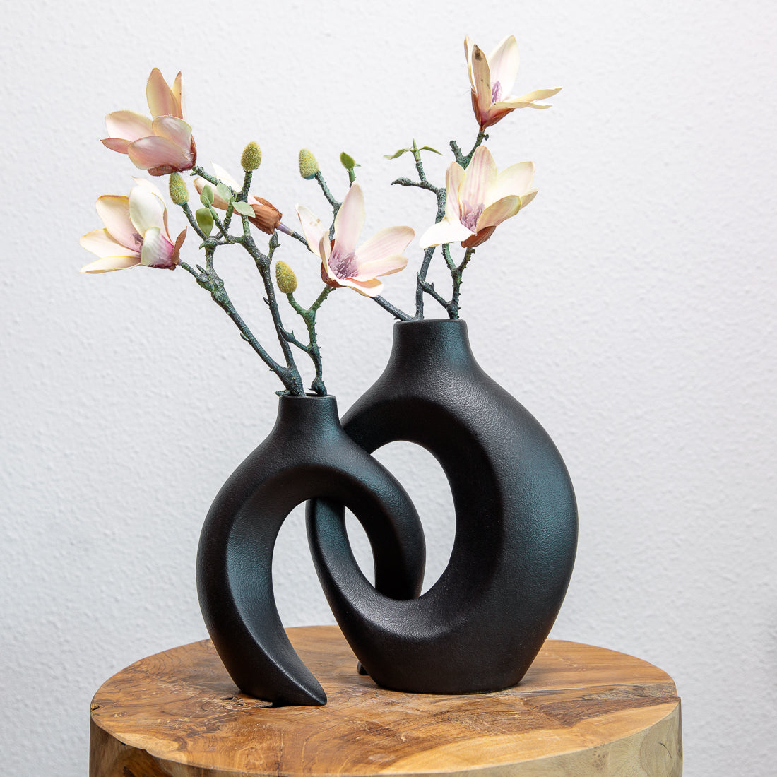 Intertwined Flower Vase