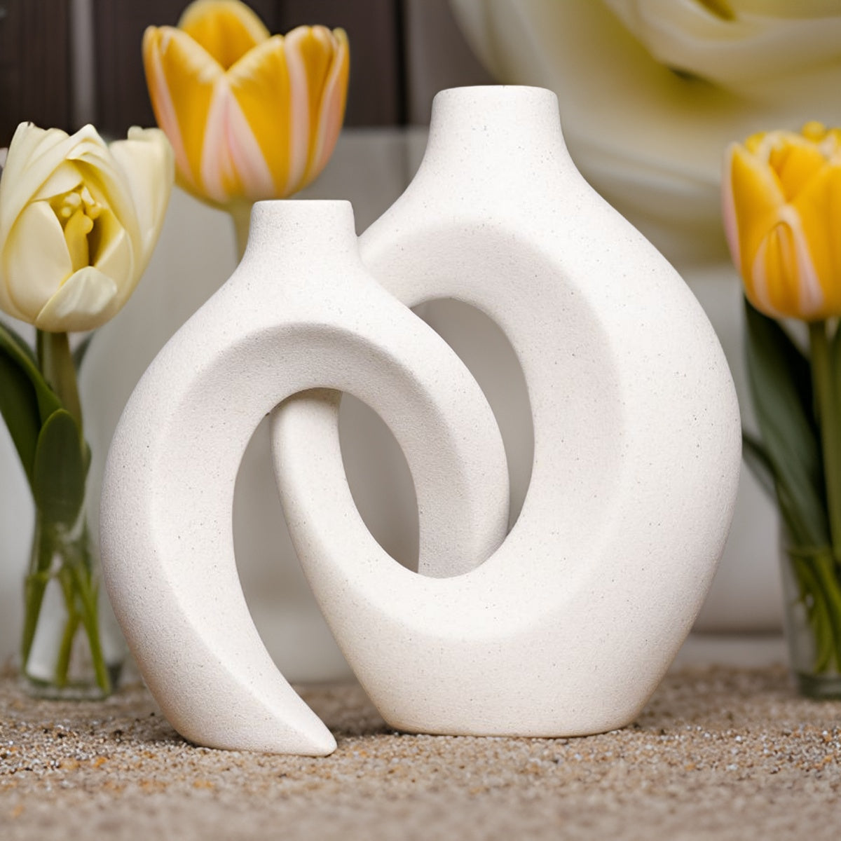 Intertwined Flower Vase
