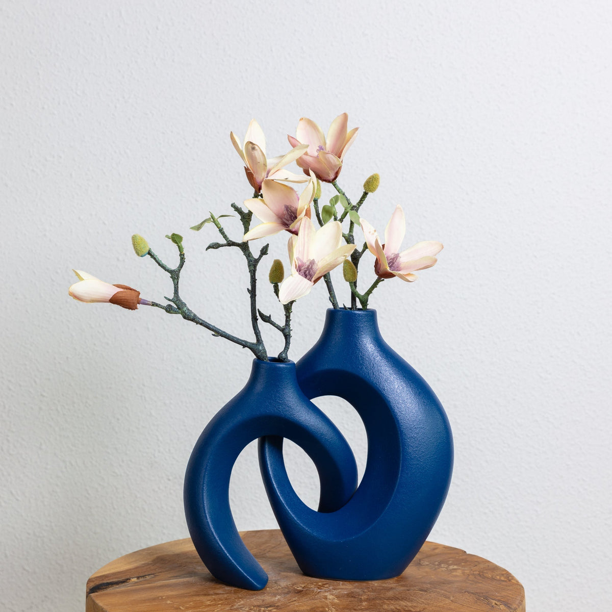 Intertwined Flower Vase