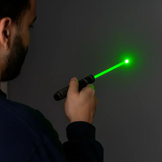 Long-Distance Laser Beam Penlight