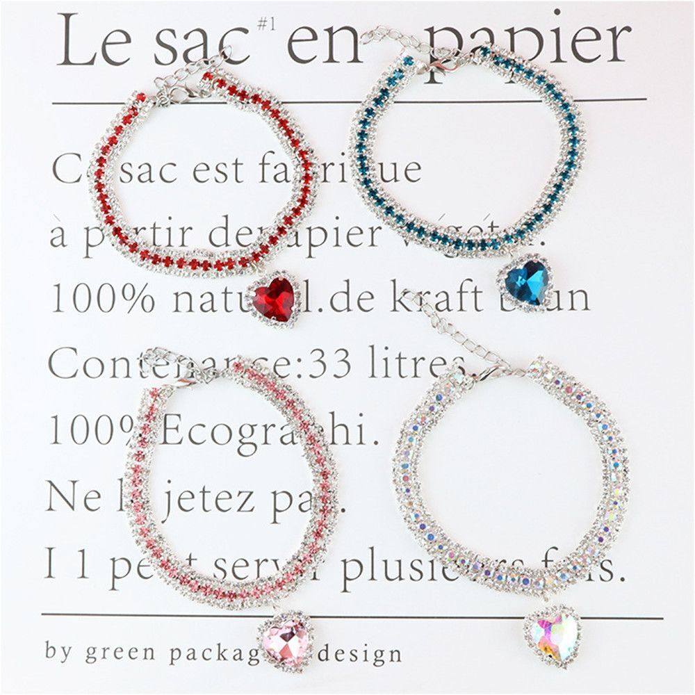 Luxury Crystal Cat Collar with Reflective Gemstone Heart Pendant
