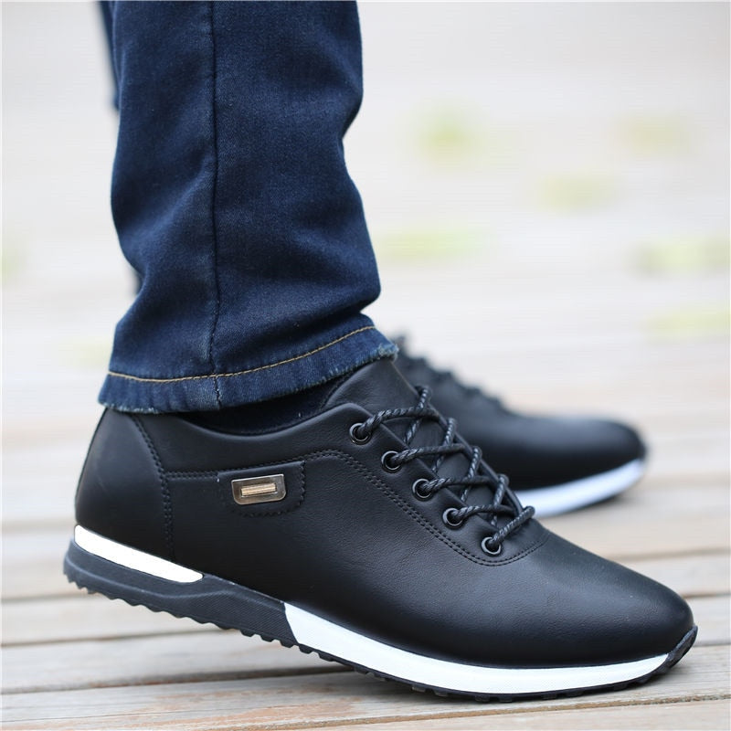 Men's Casual Lined Sneakers