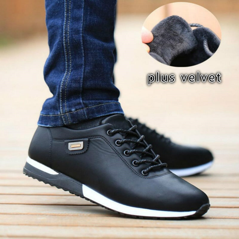 Men's Casual Lined Sneakers