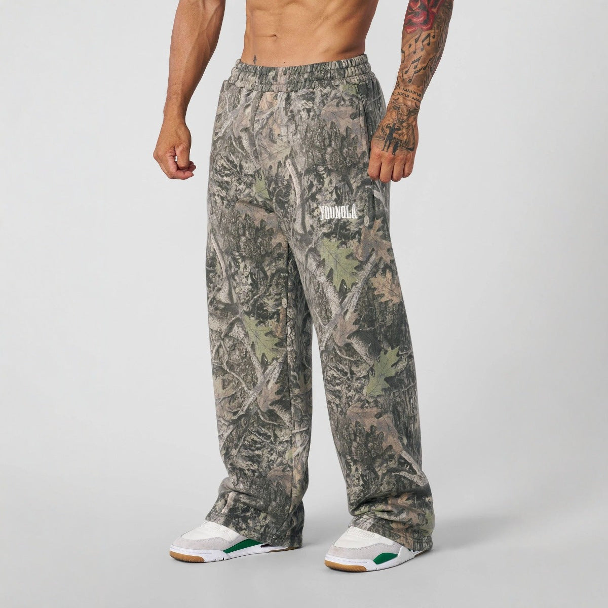 Men's Loose Camouflage Jogging Pants with Elastic Comfort Waistband and Thigh Logo