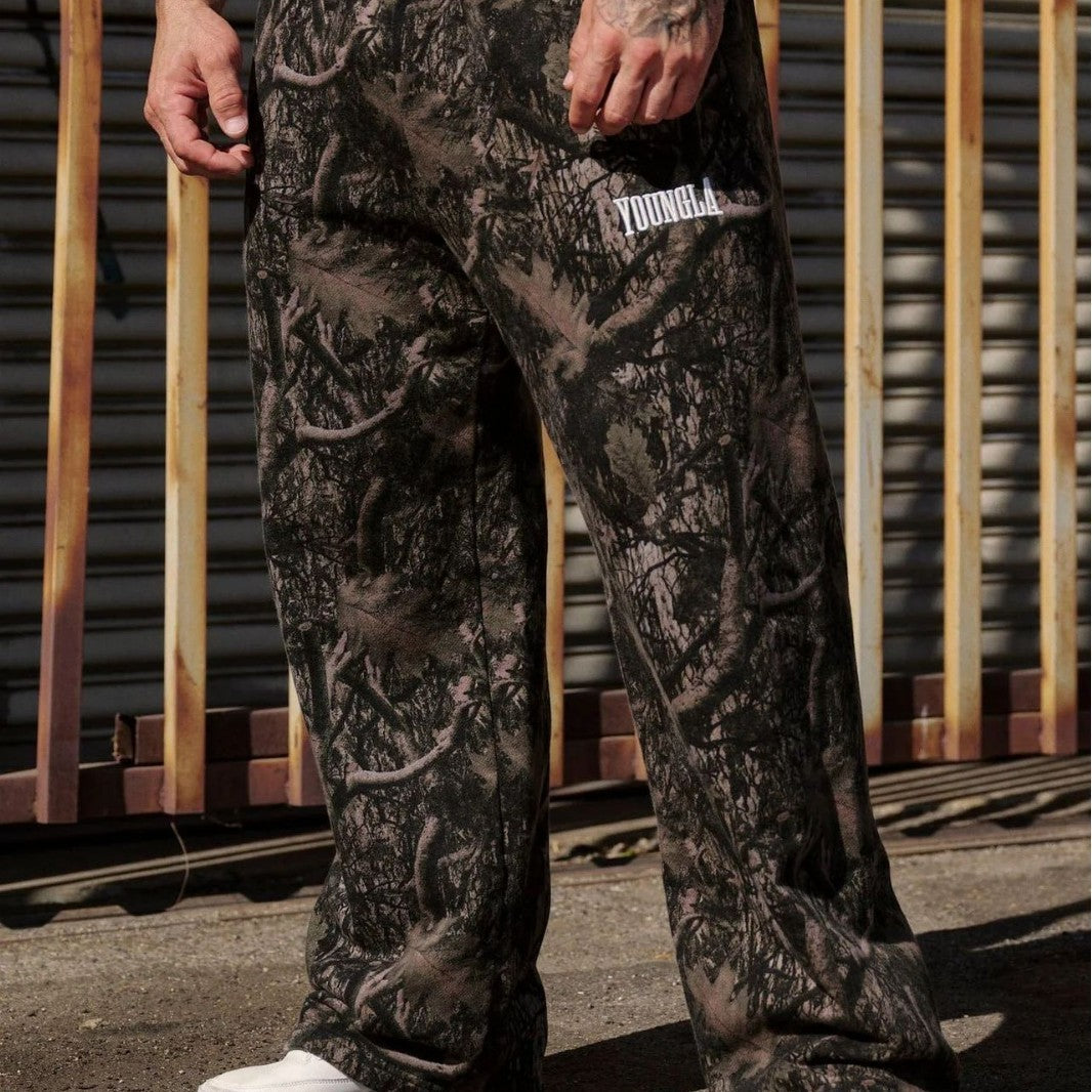 Men's Loose Camouflage Jogging Pants with Elastic Comfort Waistband and Thigh Logo