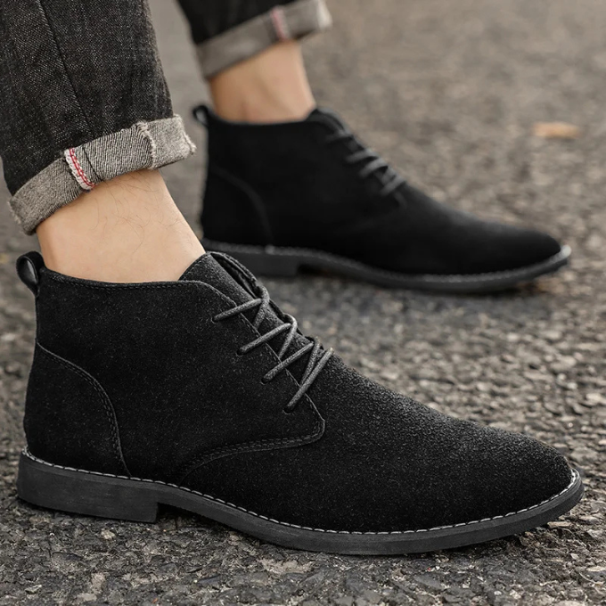 Men's Soft Chukka Boots