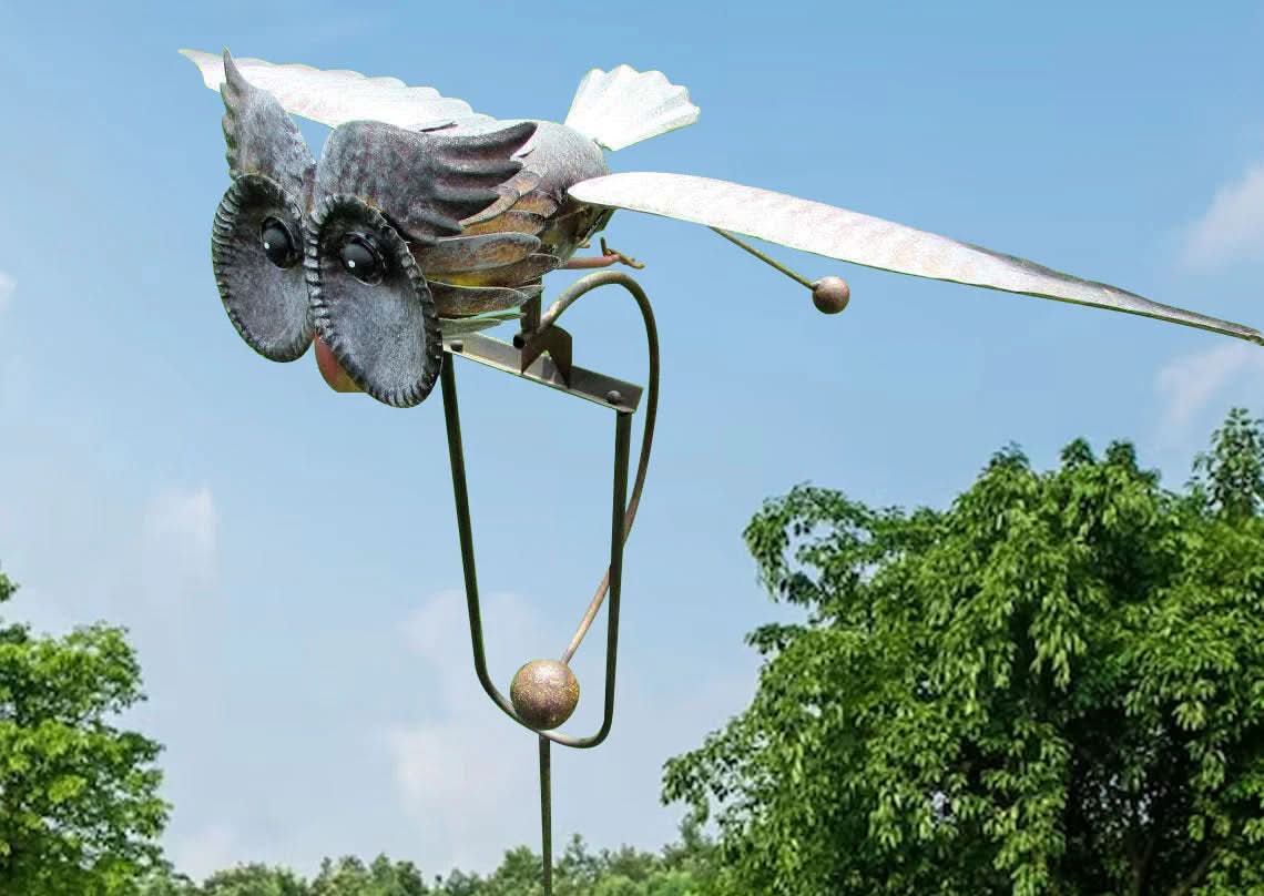 Metal Garden Wind Spinner Outdoor Lawn Ornament