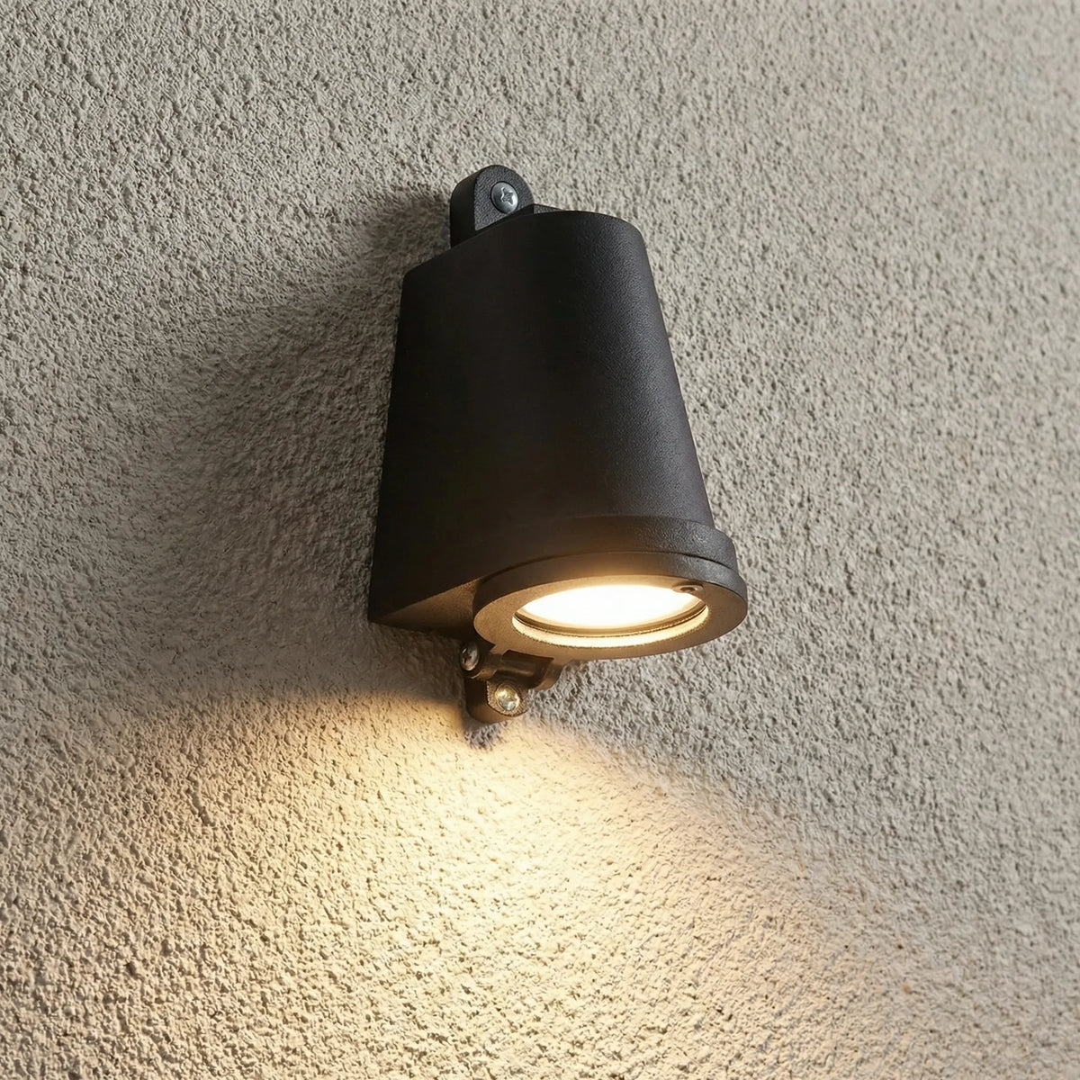 Modern Outdoor Wall Light - Porchive
