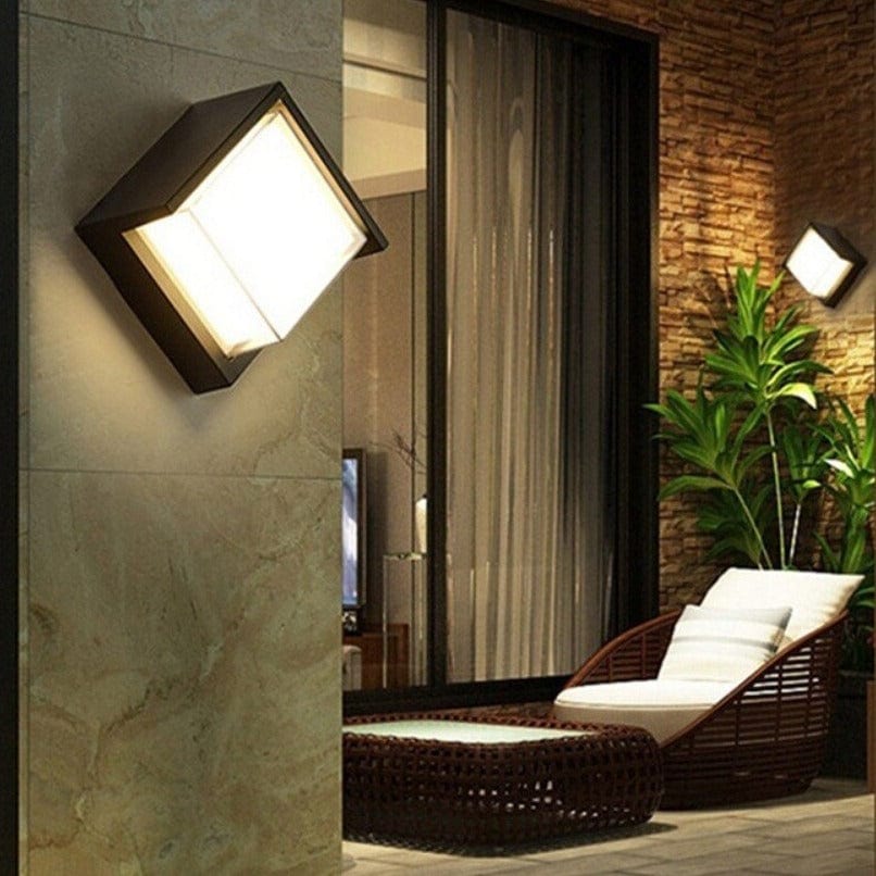 Outdoor Wall Light with Motion Sensor