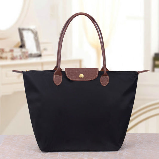 Oxford Shoulder Bag - Elegance and Functionality