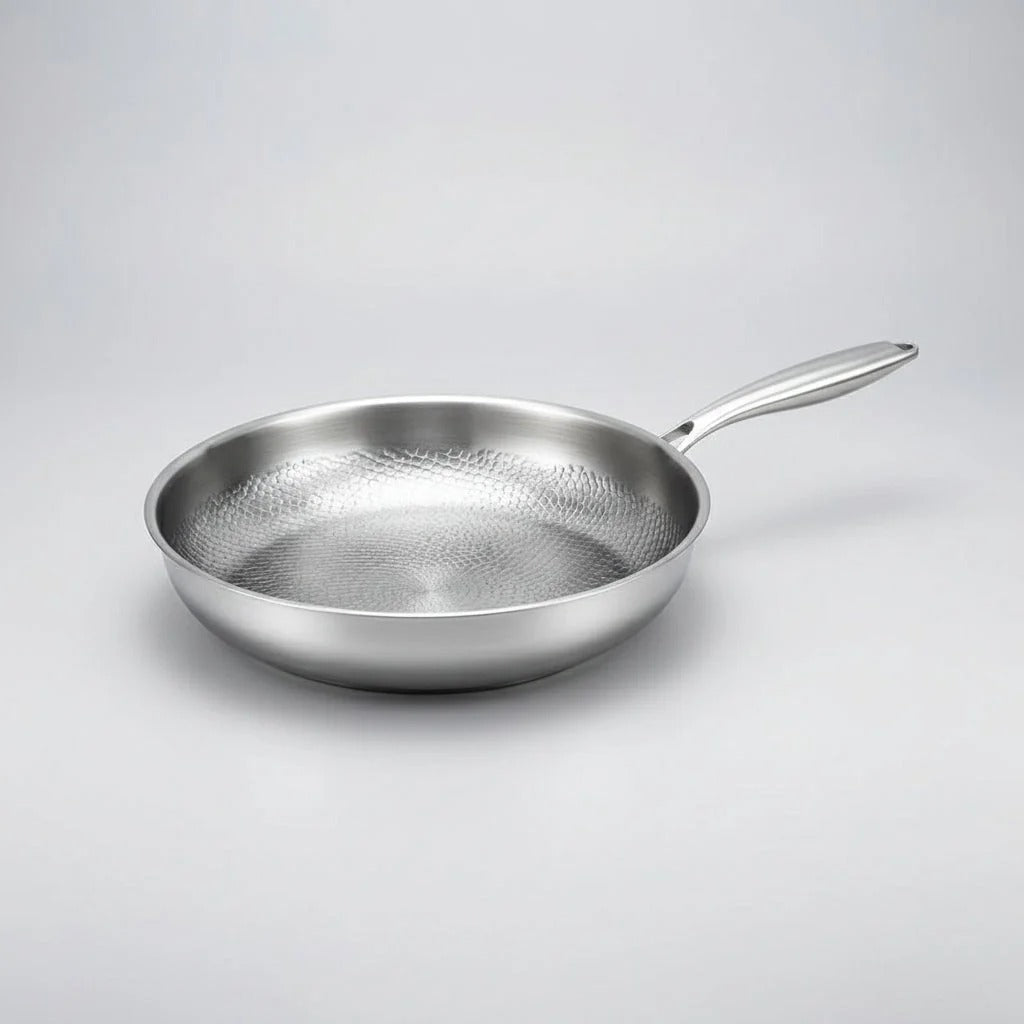 Pure Titanium Frying Pan with Hammered Texture – Naturally Non-Stick, Uncoated, Induction Compatible