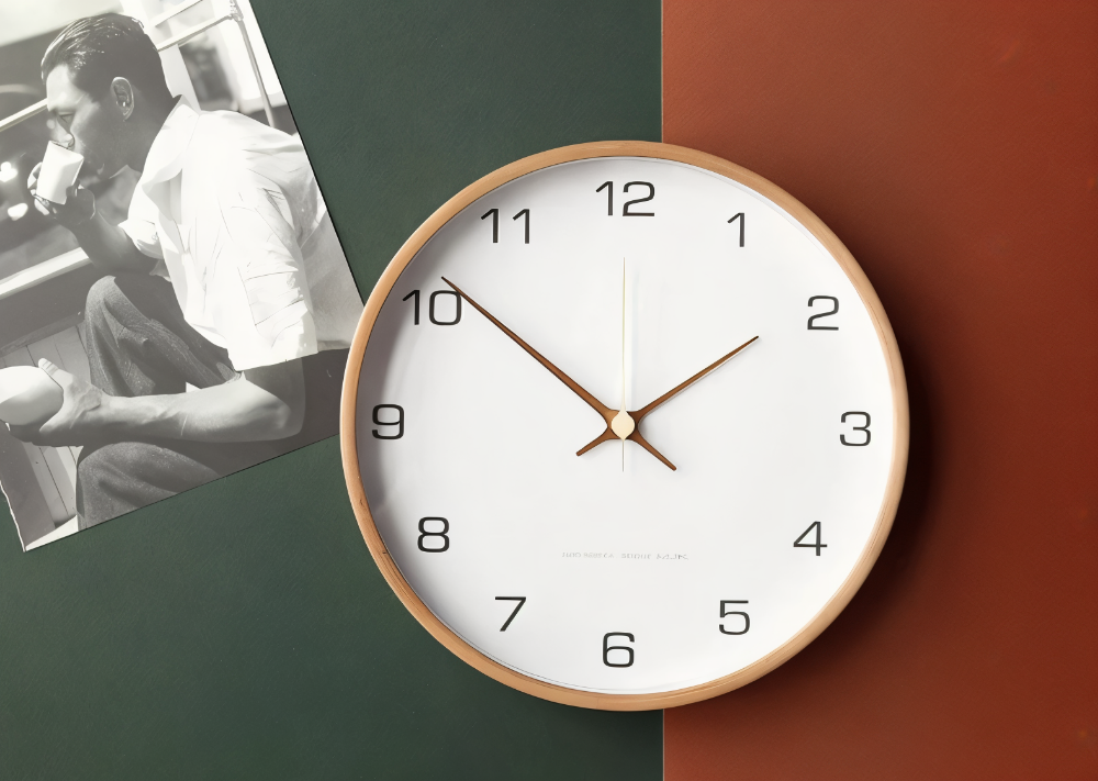 Round Wooden Wall Clock – Silent & Stylish for the Home