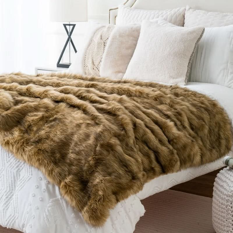 Soft, Warm & Elegant Faux Fur Blanket