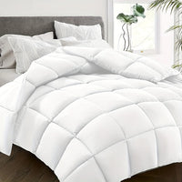 Solid Color Square-Stitched All-Season Duvet, Ultralight Warm Polyester Bedspread, Soft Comfortable Comforter for Bedroom and Guest Room