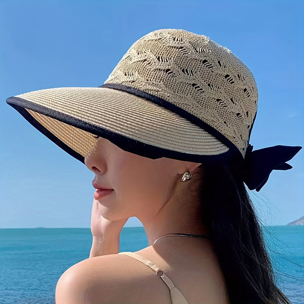 Summer Hat with Bow Detail