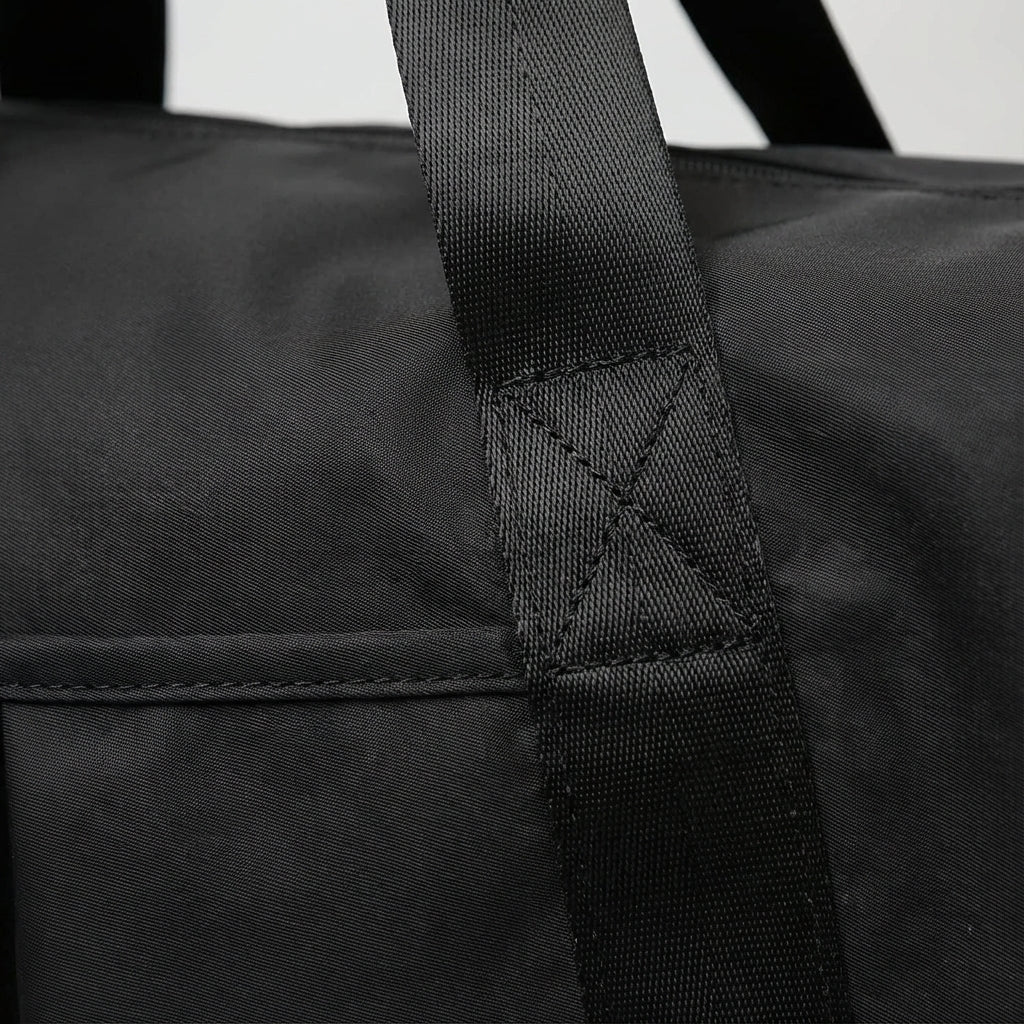 Unisex Lightweight Weekender Bag – Waterproof Travel Duffel Bag