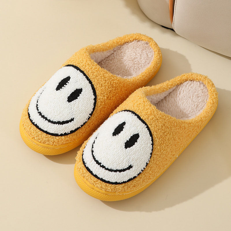 Unisex Smiley Face Slippers – Warm, Soft & Comfortable for Home