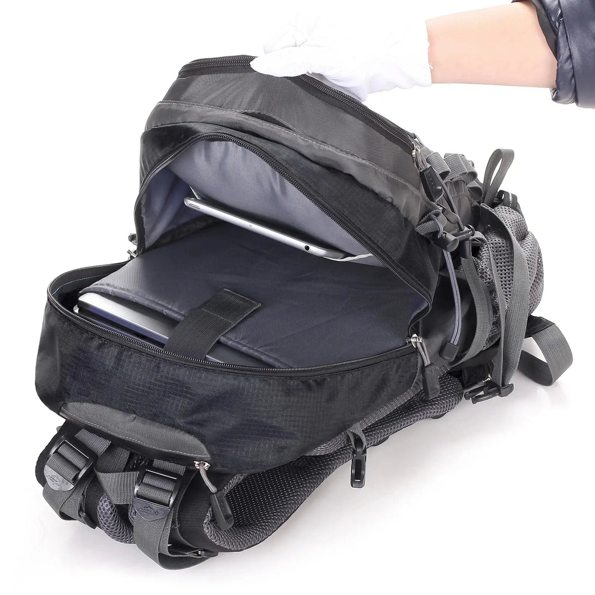 Unisex Versatile 40L Outdoor Backpack