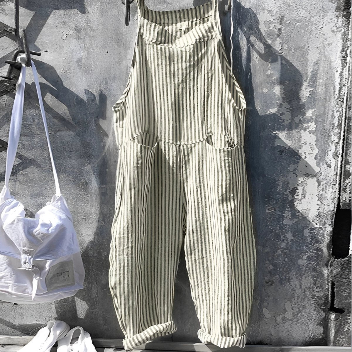 Unisex Vintage Striped Loose-Fit Adjustable Strap Overalls