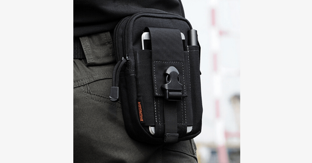 Waterproof Military Waist Bag with Zipper Closure and Belt Attachment for Outdoor Travel