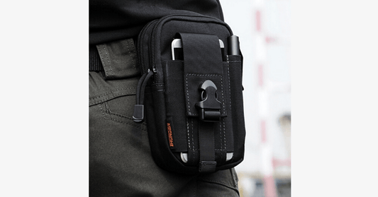 Waterproof Military Waist Bag with Zipper Closure and Belt Attachment for Outdoor Travel