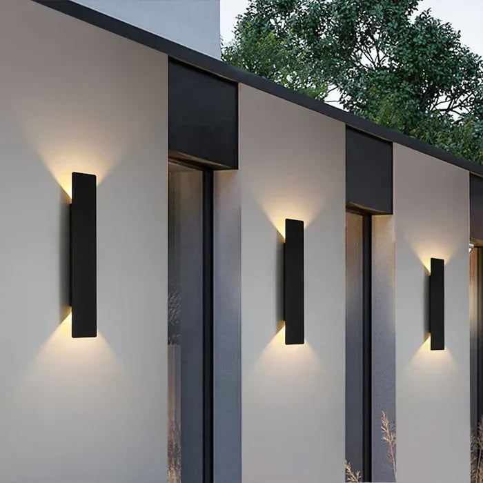 Weather-Resistant Outdoor Wall Lamp