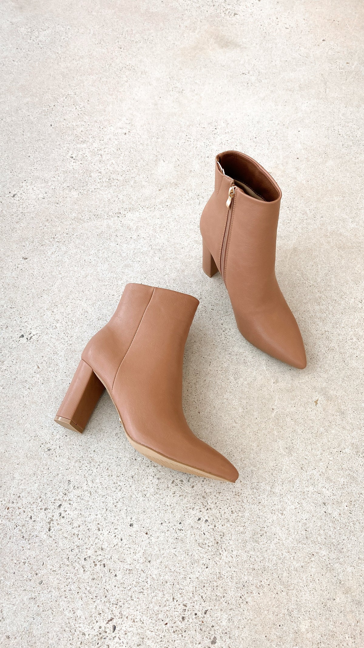 Women's Block-Heel Ankle Boots – Elegant & Comfortable