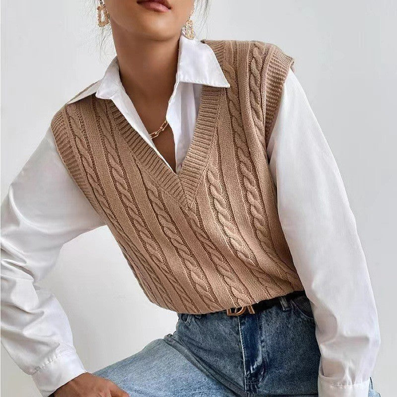 Women's Cable- V-Neck Sweater Vest