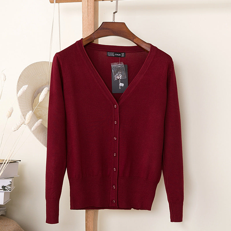 Women's Cardigan in Pastel Colors - Timeless & Comfortable