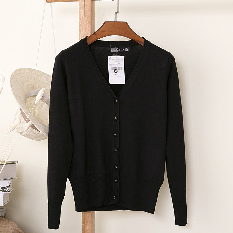 Women's Cardigan in Pastel Colors - Timeless & Comfortable