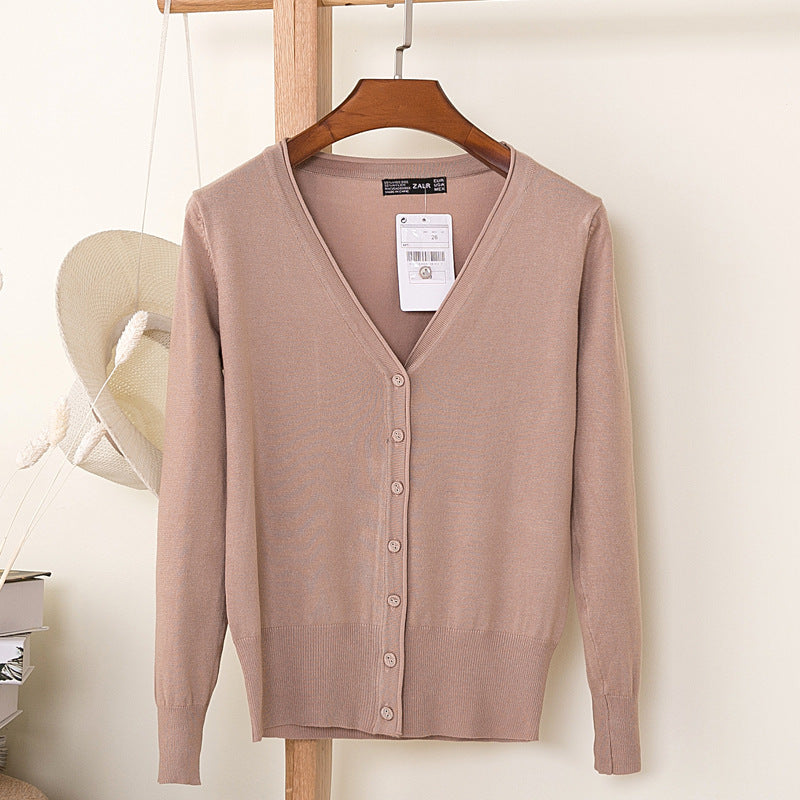 Women's Cardigan in Pastel Colors - Timeless & Comfortable