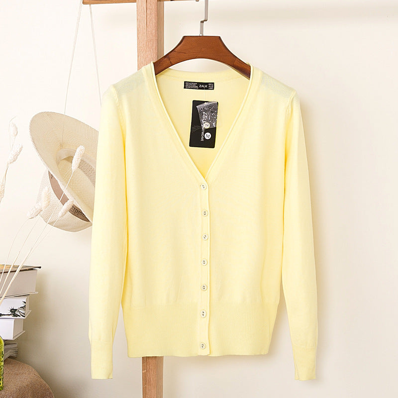 Women's Cardigan in Pastel Colors - Timeless & Comfortable