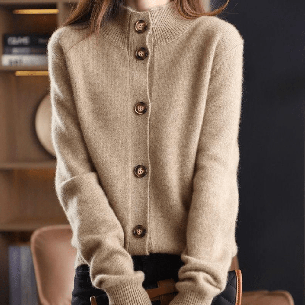 Women's Cardigan - Soft, Elegant Sweater with a Comfortable Fit