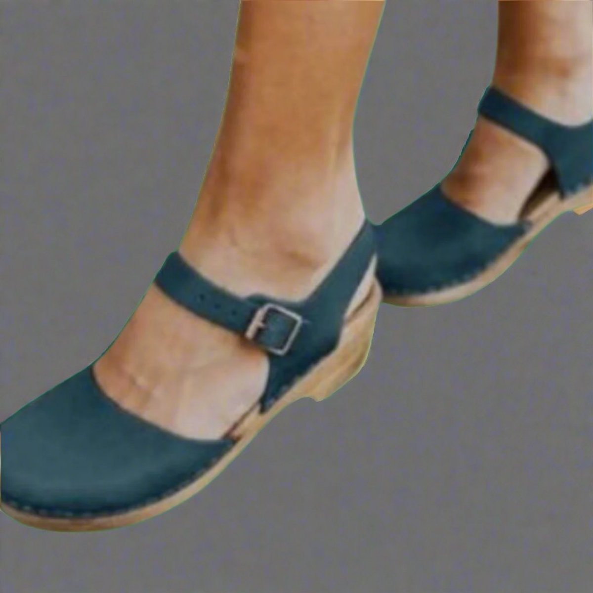 Women's Comfortable Closed-Toe Ankle-Strap Platform Clog Sandals